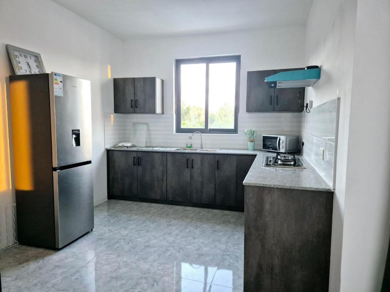 Skyview Apartment- Rooftop Penthouse With Sunset & Sea Views Flic-en-Flacq المظهر الخارجي الصورة